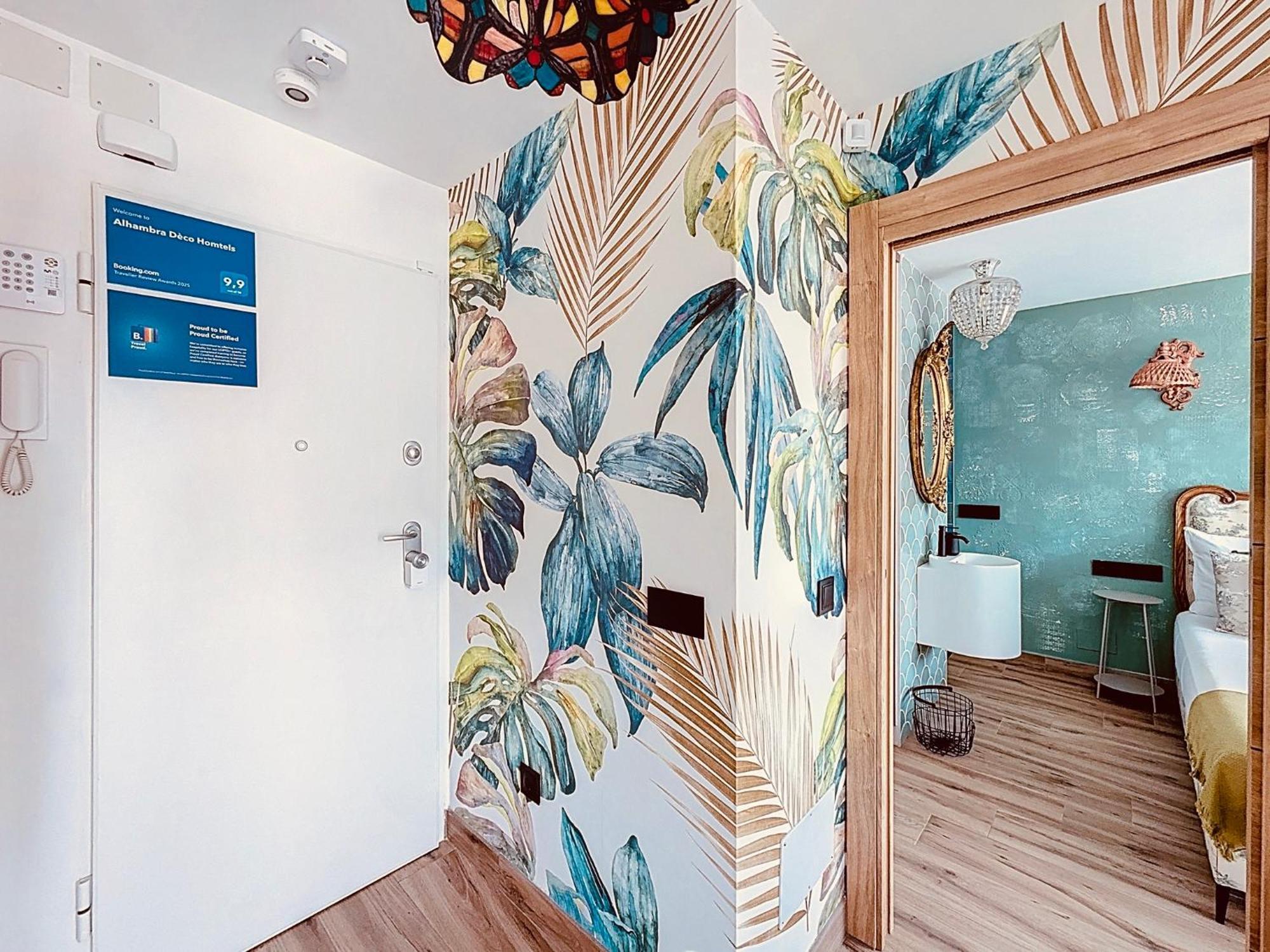 Alhambra Deco Homtels Apartment Torremolinos Bagian luar foto