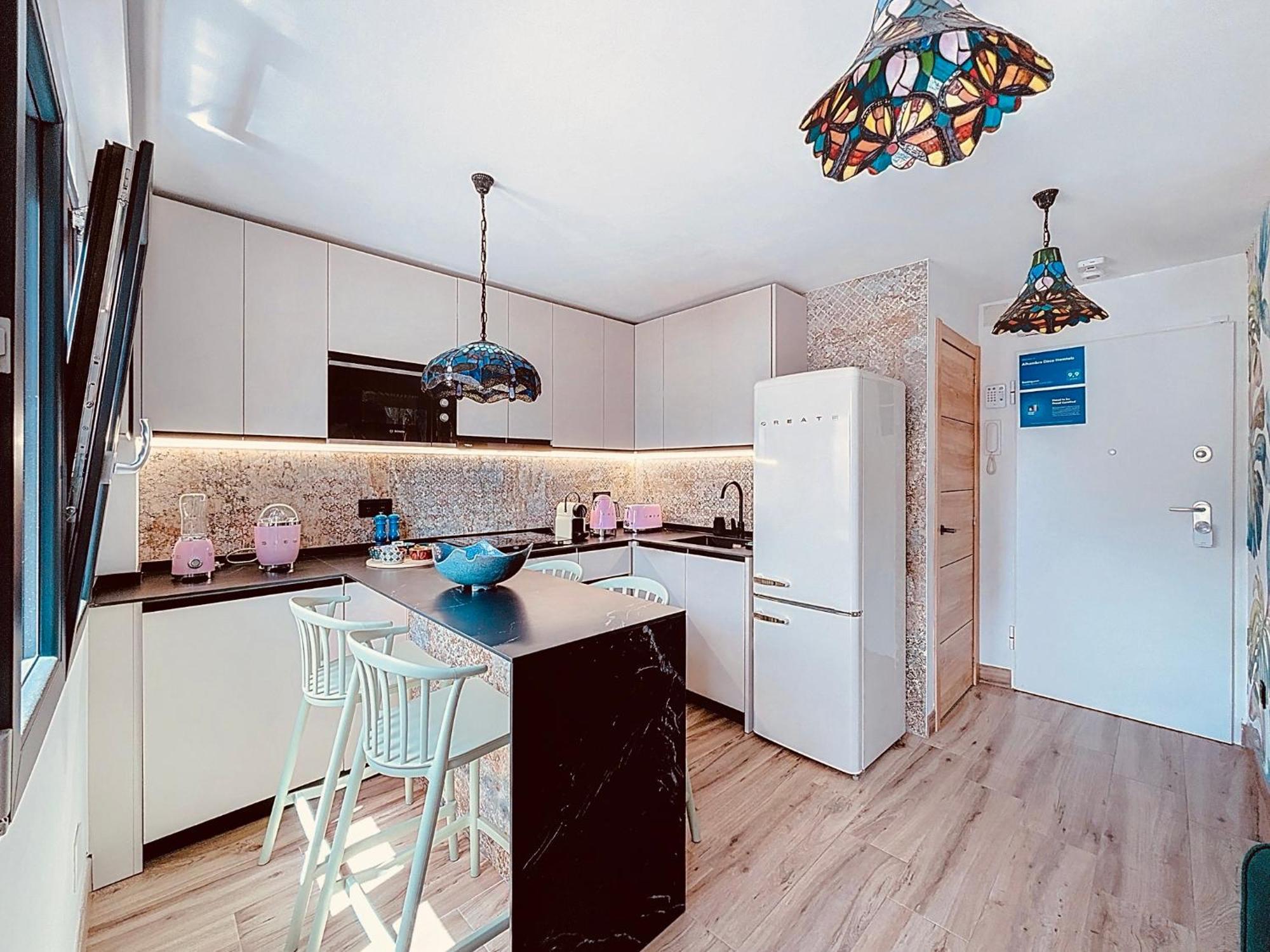Alhambra Deco Homtels Apartment Torremolinos Bagian luar foto