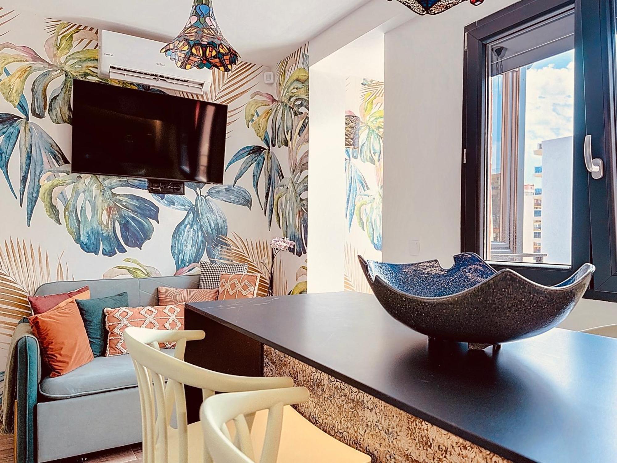 Alhambra Deco Homtels Apartment Torremolinos Bagian luar foto