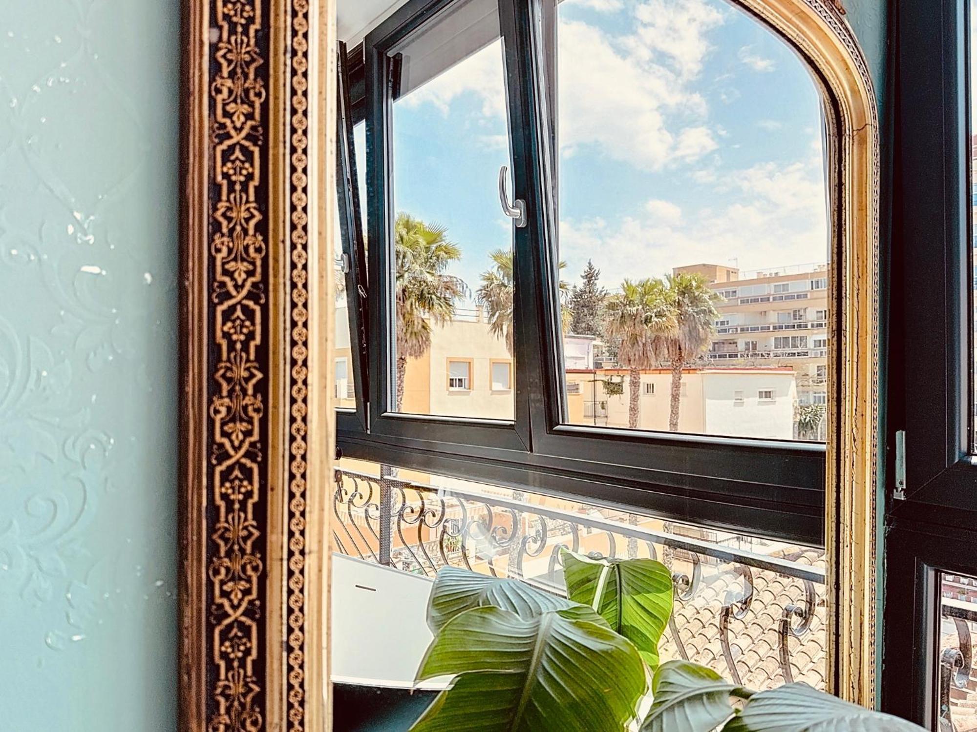 Alhambra Deco Homtels Apartment Torremolinos Bagian luar foto